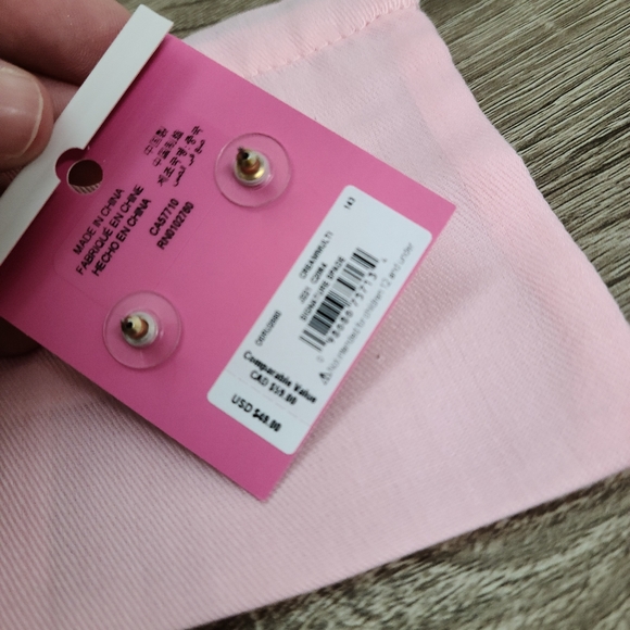 Kate Spade NY Earrings Spade Studs - Picture 3 of 5